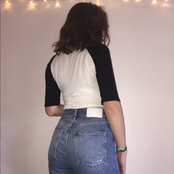 “I Hate Mornings” Baseball Tee - Picture 2 of 4